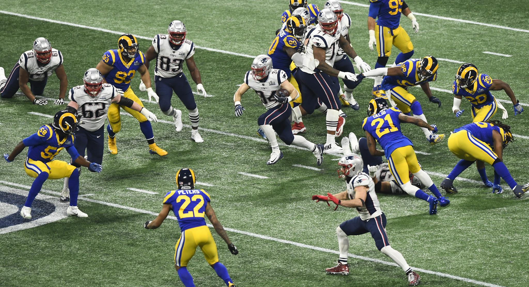 泪洒赛场！阿尔巴完美告别 迈阿密国际首夺MLS杯